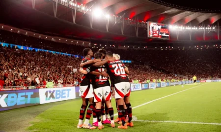 Chances de título do Flamengo disparam para 87% no Brasileirão Chances de título do Flamengo disparam para 87% no Brasileirão