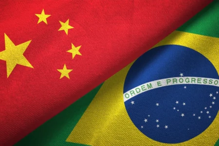 China comemora parceria com Butantan em vacina contra a dengue