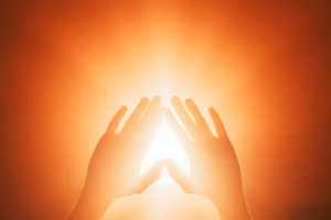 Cuide-se: veja 4 práticas simples de proteção espiritual no dia a dia