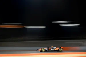 F1: Piastri vence sprint no Catar e mantém disputa de título aberta