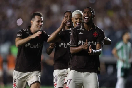 Luta para se afastar do Z-4: onde assistir a Internacional x Vasco