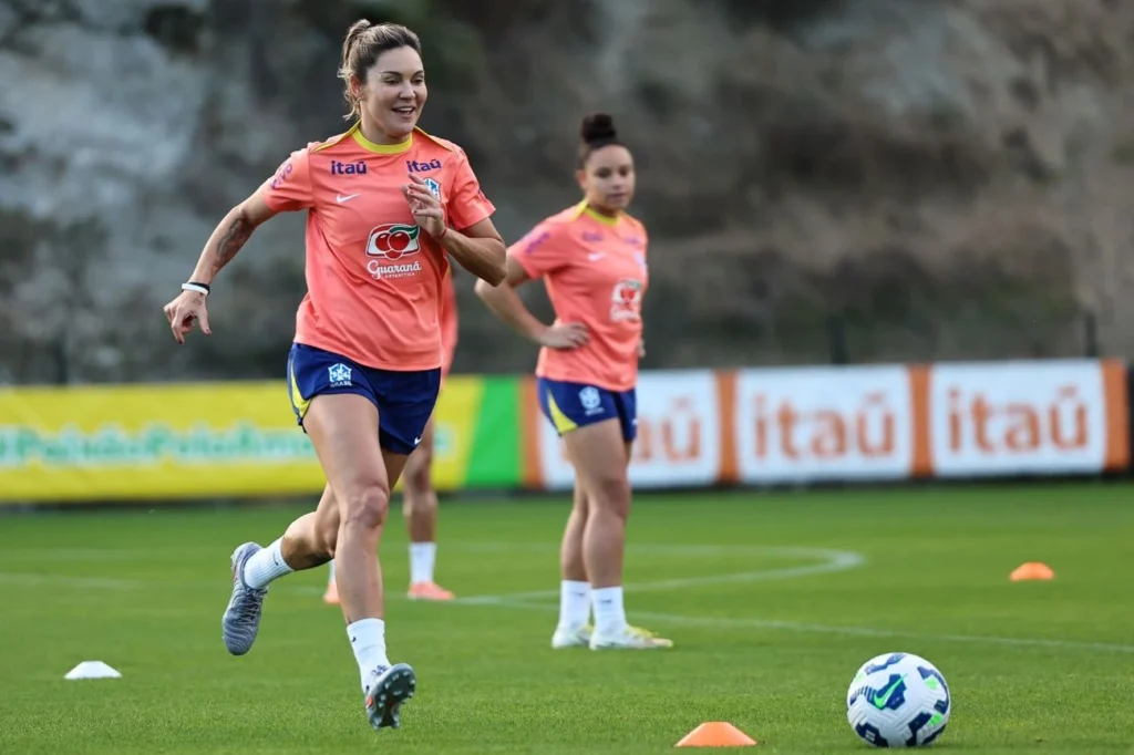 Seleção Feminina retoma treinos com foco no amistoso contra Portugal