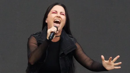 A música cortada pelo Evanescence em shows com Metallica — até Amy Lee perceber o vacilo