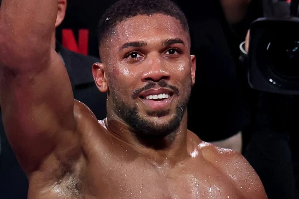 Anthony Joshua Invocado em Drama de Rodovia: Duas Vidas Perdidas Anthony Joshua Invocado em Drama de Rodovia: Duas Vidas Perdidas