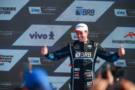 Brasiliense, Lucas Foresti celebra pódio na reinauguração do autódromo Brasiliense, Lucas Foresti celebra pódio na reinauguração do autódromo