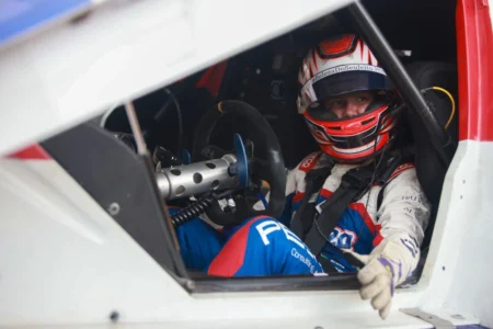 Bruna Tomaselli reforça a força das mulheres no grid: “É para todos” Bruna Tomaselli reforça a força das mulheres no grid: “É para todos”