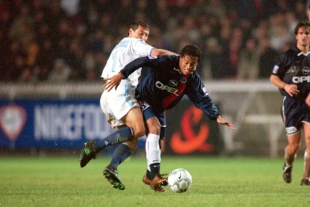 7 jogadores que vestiram Flamengo e PSG antes da final hoje
