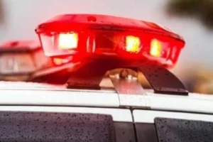 Dupla executa adolescente de 15 anos com tiro na cabeça no meio da rua