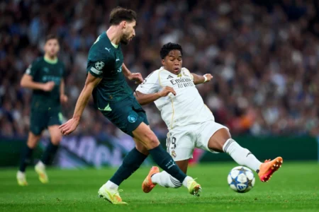 Endrick volta a jogar pelo Real Madrid após um mês entre os reservas