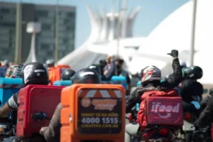 Governo prepara ofensiva para regular aplicativos de entregas
