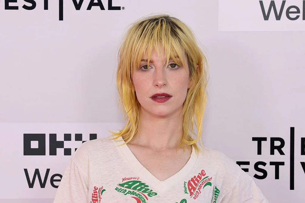 Hayley Williams revela que ‘desmaiou’ durante show com PinkPantheress Hayley Williams revela que ‘desmaiou’ durante show com PinkPantheress