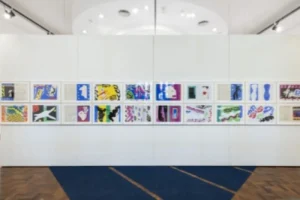 Leiloeiro estima valor de obras roubadas em biblioteca. Saiba quanto