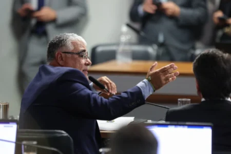 “Leoa”: Girão celebra apoio de Michelle Bolsonaro em meio a polêmica “Leoa”: Girão celebra apoio de Michelle Bolsonaro em meio a polêmica