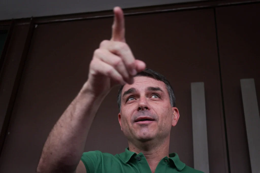 O próximo passo de Flávio Bolsonaro como candidato à Presidência