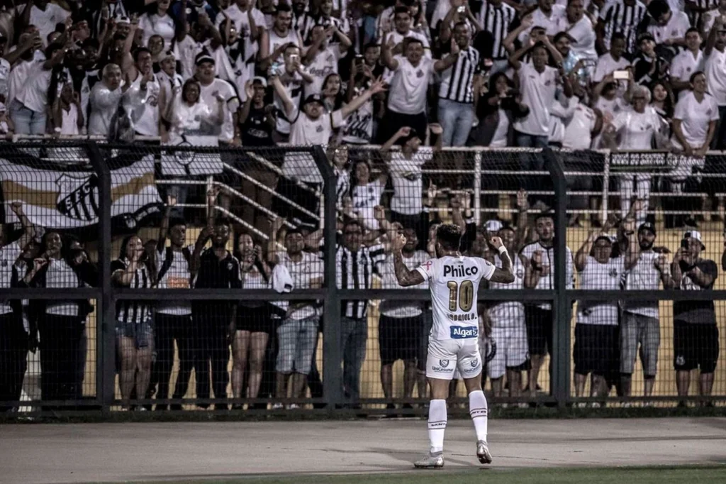Gabigol volta ao Santos agora, relembre 14 gols em 2018, artilheiro do Brasileirão