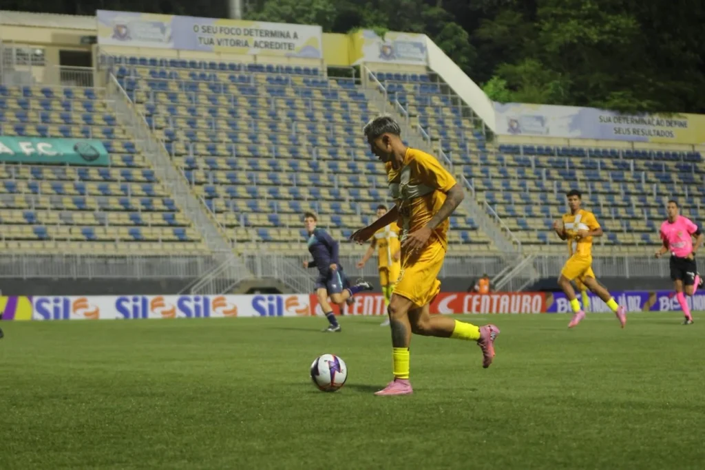 Brasiliense estreia na Copinha com 1º gol e vitória por 1 a 0, agora enfrenta o Fluminense Brasiliense estreia na Copinha com 1º gol e vitória por 1 a 0, agora enfrenta o Fluminense