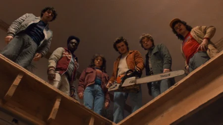 Criadores de Stranger Things Revelam Segredo Detrás do Imprévisível Uso de Prince no Final Criadores de Stranger Things Revelam Segredo Detrás do Imprévisível Uso de Prince no Final