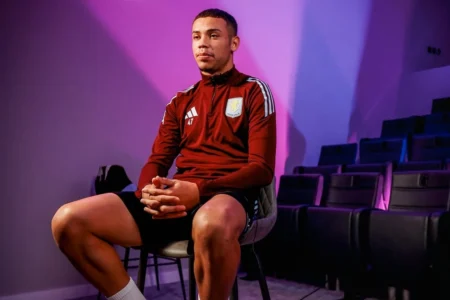 Alysson fala agora como jogador do Aston Villa Alysson fala agora como jogador do Aston Villa