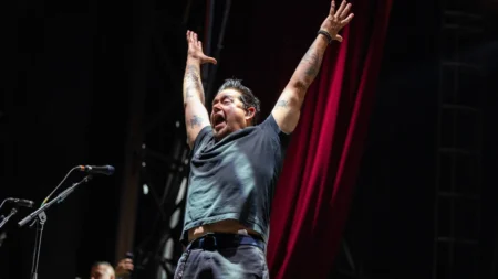 NOFX lança músicas inéditas hoje no documentário 40 years of fuckin up