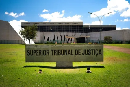 STJ sob Suspeição: Vendas de Sentenças Expostas