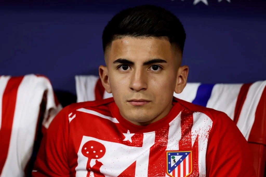Thiago Almada pode ser vendido agora pelo Atlético de Madrid