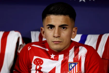 Thiago Almada pode ser vendido agora pelo Atlético de Madrid