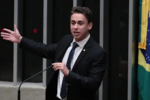Nikolas sob ataques: Ditador no Brasil e ameaçando intervenção externa