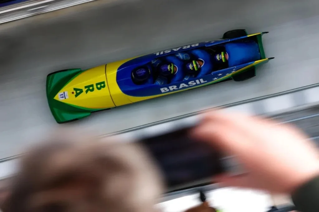 Brasil garantirá melhor posição em Bobsled 4-man nos Jogos Olímpicos de Inverno hoje Brasil garantirá melhor posição em Bobsled 4-man nos Jogos Olímpicos de Inverno hoje