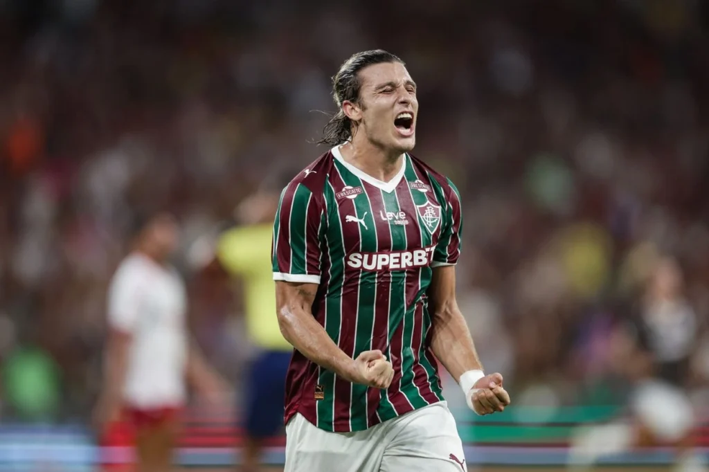 Fluminense quebra o silêncio de 84 anos e lidera o recorde de 16 vitórias consecutivas em casa Fluminense quebra o silêncio de 84 anos e lidera o recorde de 16 vitórias consecutivas em casa