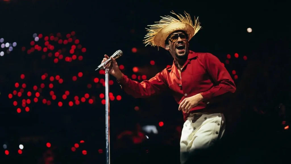 Bad Bunny canta a vida - turnê mundial Debí Tirar Más Fotos que conquista o mundo