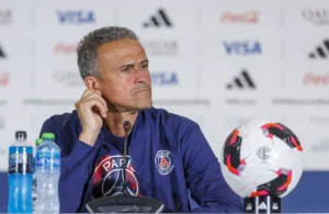 Luis Enrique minimiza racismo contra Vini Jr agora