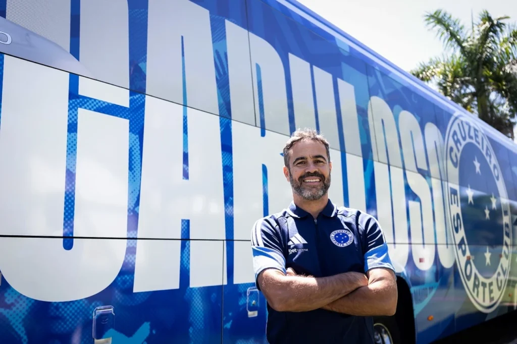 Artur Jorge lidera a revolução no Cruzeiro – Confira sua estratégia vencedora Artur Jorge lidera a revolução no Cruzeiro - Confira sua estratégia vencedora