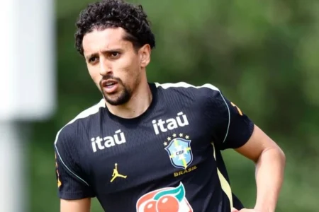 Defensores do Brasil fazem história: gols recordes superam centroavantes na Copa do Mundo