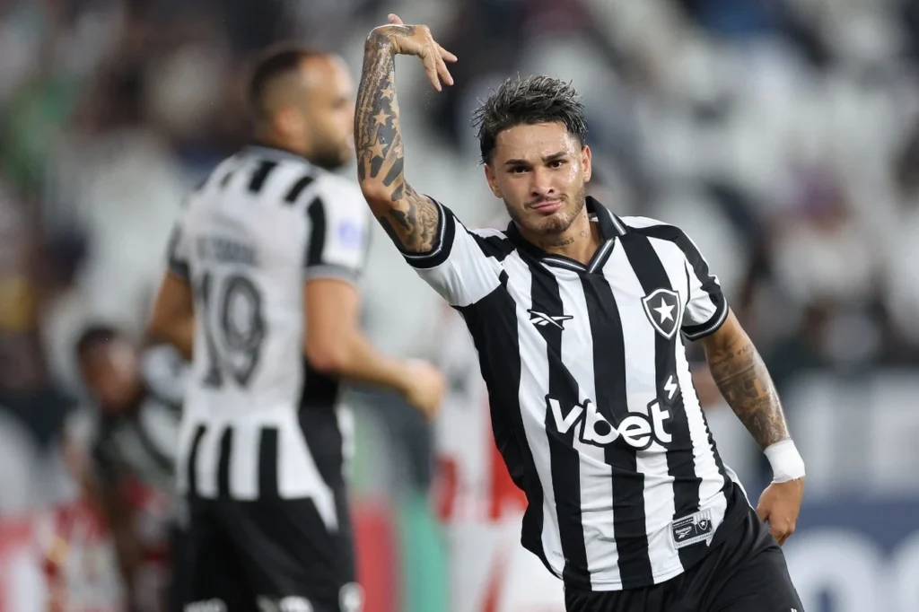Botafogo vence com autoridade e assume liderança na Sul-Americana hoje