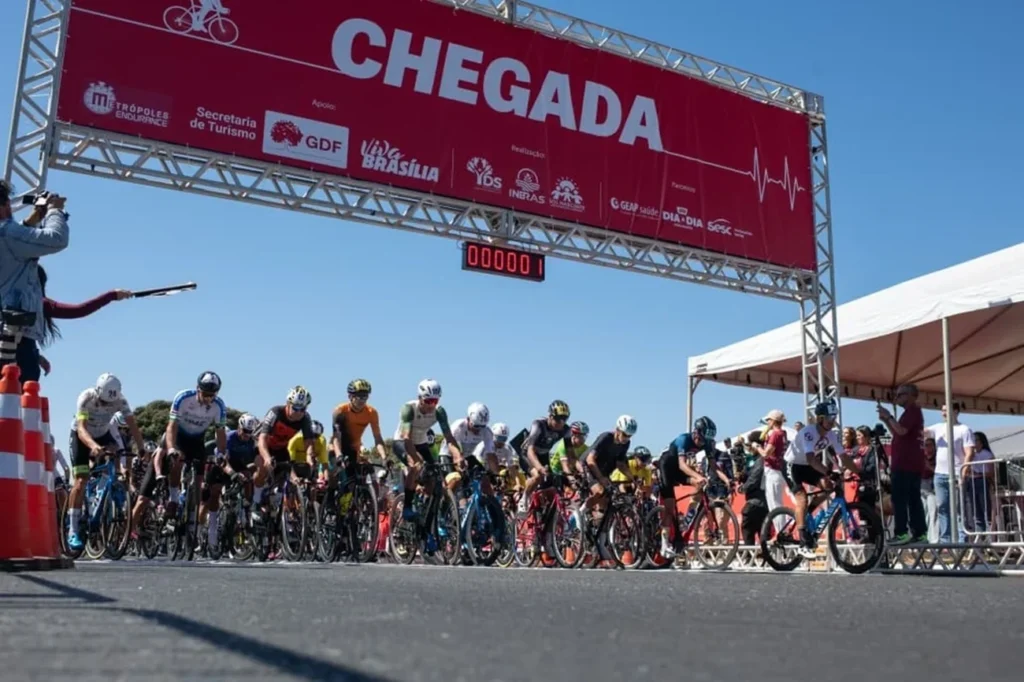 Metrópoles Endurance: ciclismo melhora saúde agora