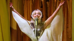 Sabrina Carpenter brilha no Coachella com set épico de 20 músicas