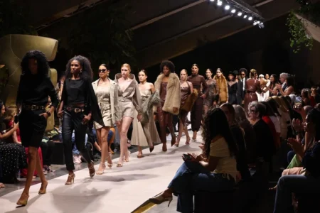 Metrópoles Catwalk hoje Virgínia Barros Porão 40 e Rendá mostram novidades