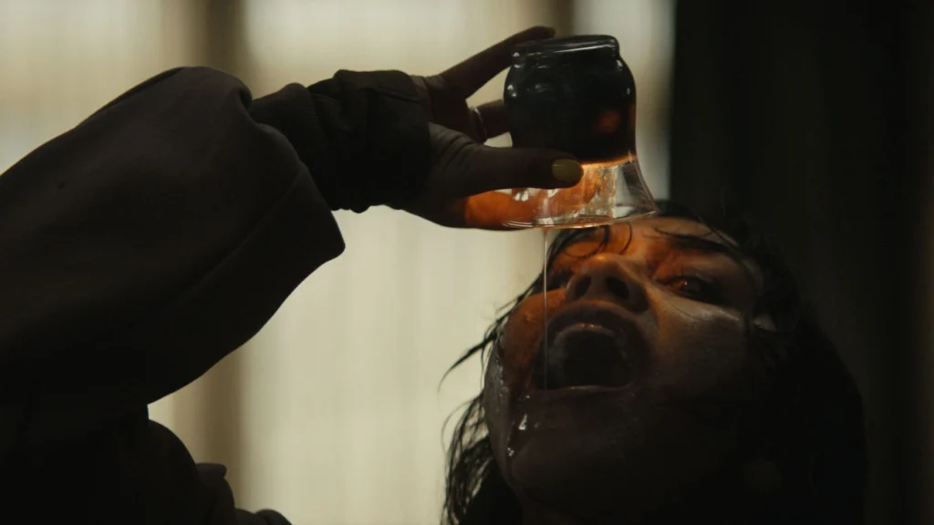 Evil Dead: Em Chamas – Terror Visceral Chega em 9 de Julho no Cinemas Evil Dead: Em Chamas - Terror Visceral Chega em 9 de Julho no Cinemas