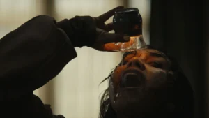 Evil Dead: Em Chamas - Terror Visceral Chega em 9 de Julho no Cinemas