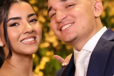 Ary Mirelle agora expõe angústia em viagem sem filhos Ary Mirelle agora expõe angústia em viagem sem filhos