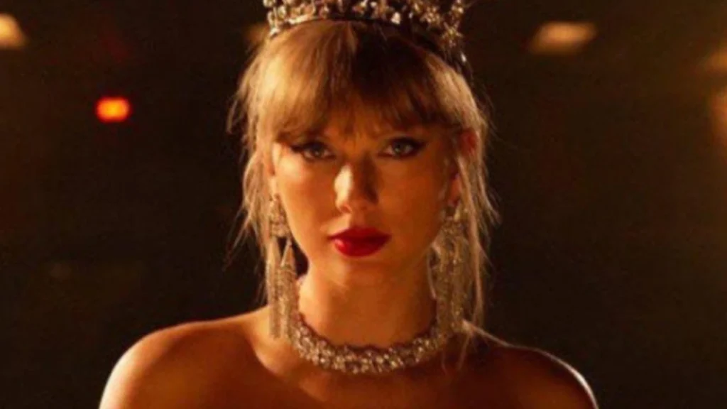Taylor Swift luta hoje pela liberdade de expressão contra Maren Wade em batalha de direitos autorais Taylor Swift luta hoje pela liberdade de expressão contra Maren Wade em batalha de direitos autorais