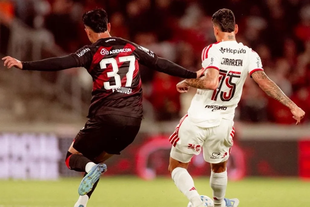 Flamengo e Athletico-PR empatam em 1 x 1 a 17/5 no Brasileirão