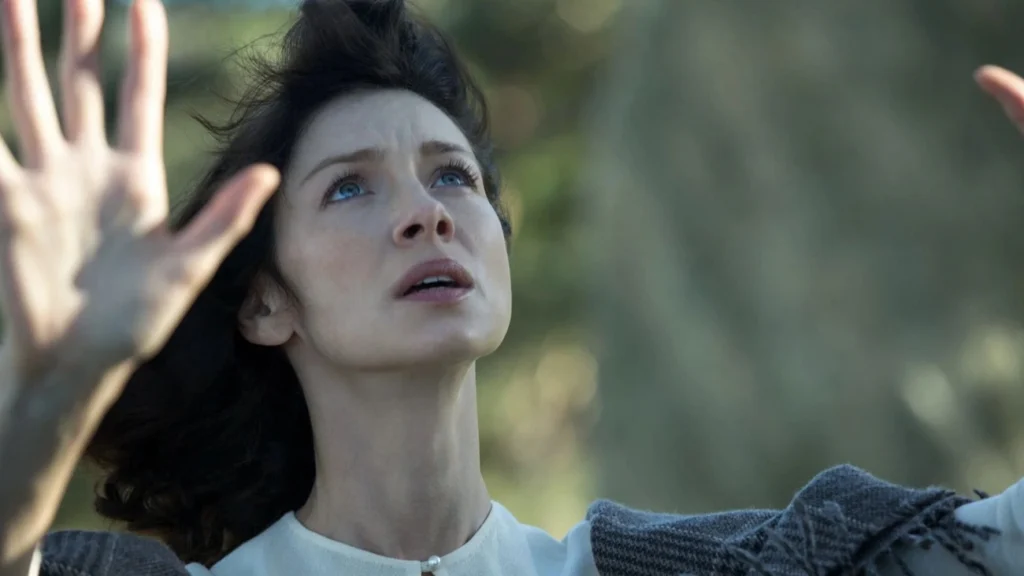 Caitriona Balfe revela segredos de Outlander: o enigma do final surpreende a equipe de produção
