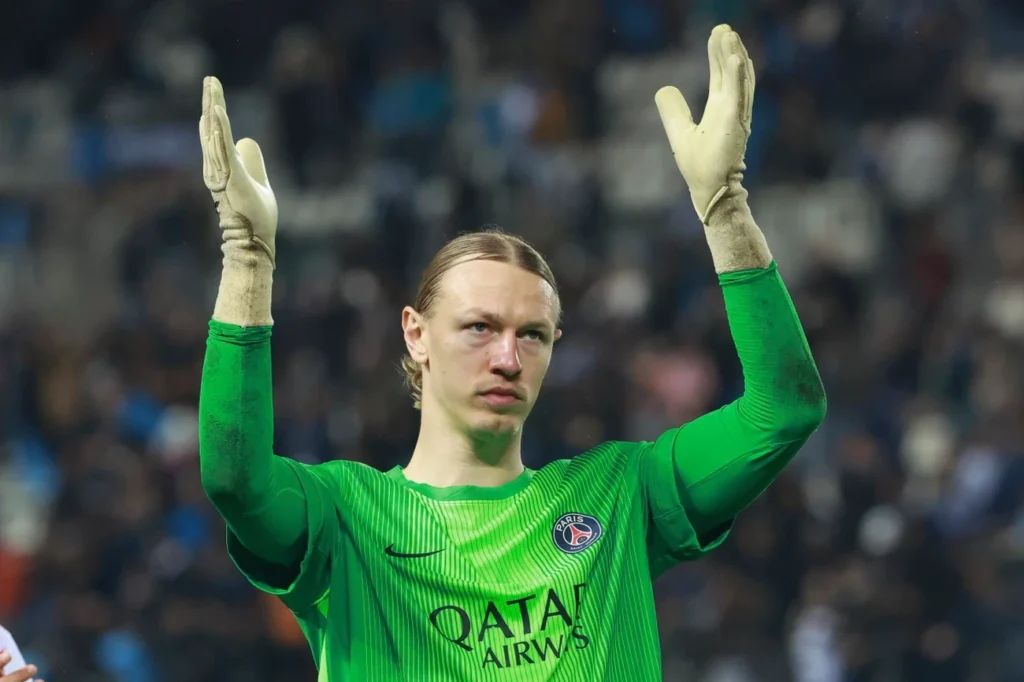 Safonov recebe oferta pornô antes da final da Champions League