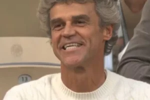 Guga vê João Fonseca agora nas oitavas de Roland Garros