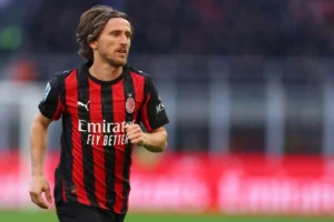 Juventus e Milan sofram golpe histórico: 35 anos sem Liga dos Campeões
