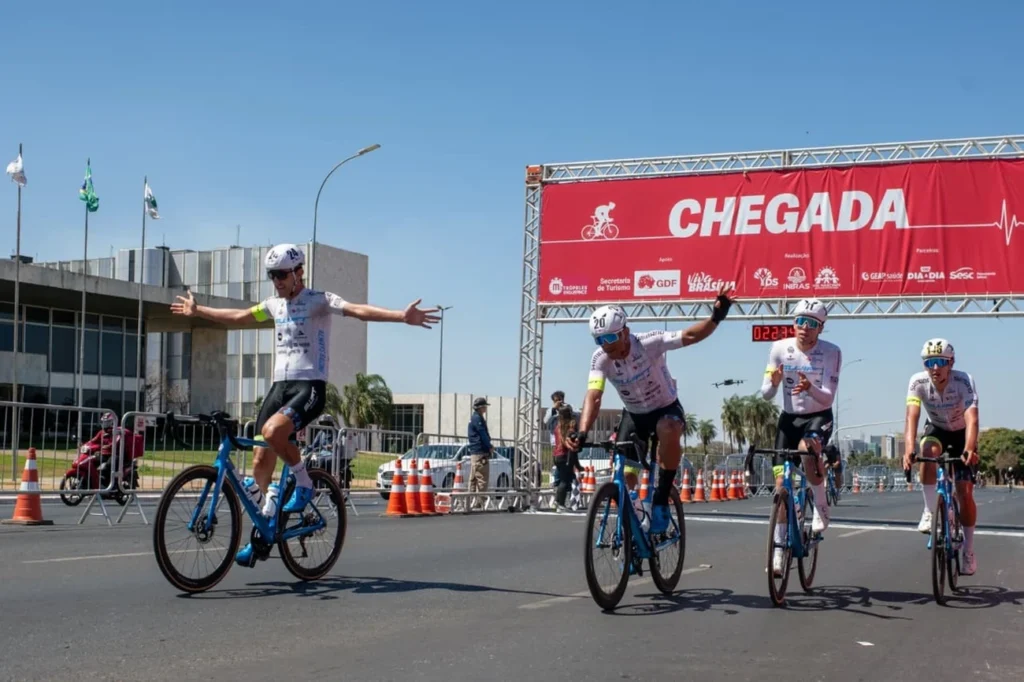 Inscreva-se agora Metrópoles Endurance Ciclismo MTB 16 maio Autódromo Nelson Piquet