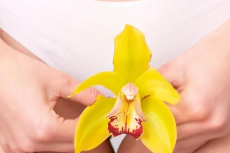Fimose feminina agora pode causar dor durante o sexo Fimose feminina agora pode causar dor durante o sexo