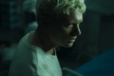 A Viagem – O Filme: Descubra a Trajetória de Alexandre, o Jovem que Não Aceita a Morte A Viagem - O Filme: Descubra a Trajetória de Alexandre, o Jovem que Não Aceita a Morte