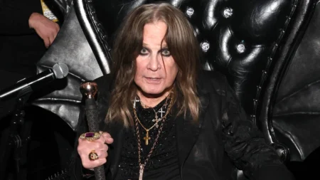Agora Ozzy Osbourne ganha versão IA hoje com defesa de Jack Agora Ozzy Osbourne ganha versão IA hoje com defesa de Jack